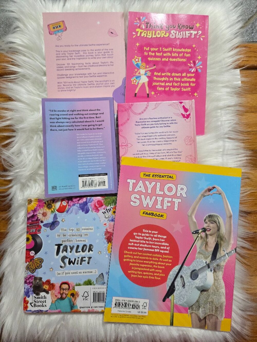 Taylor Swift Book Bundle - Picture 2 of 14